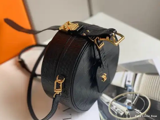 Fake Louis Bags CHAPEAU VUITTON BOITE LOUIS PETITE 0623